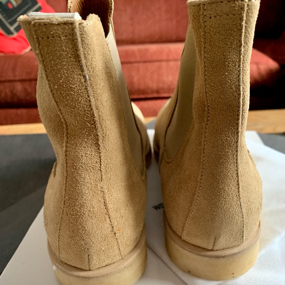 Common Projects Suede Booties - Picture 5 of 10